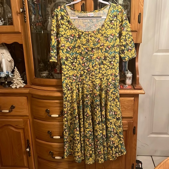 Pretty Daffodil Print Nicole Dress XL - Picture 1 of 4